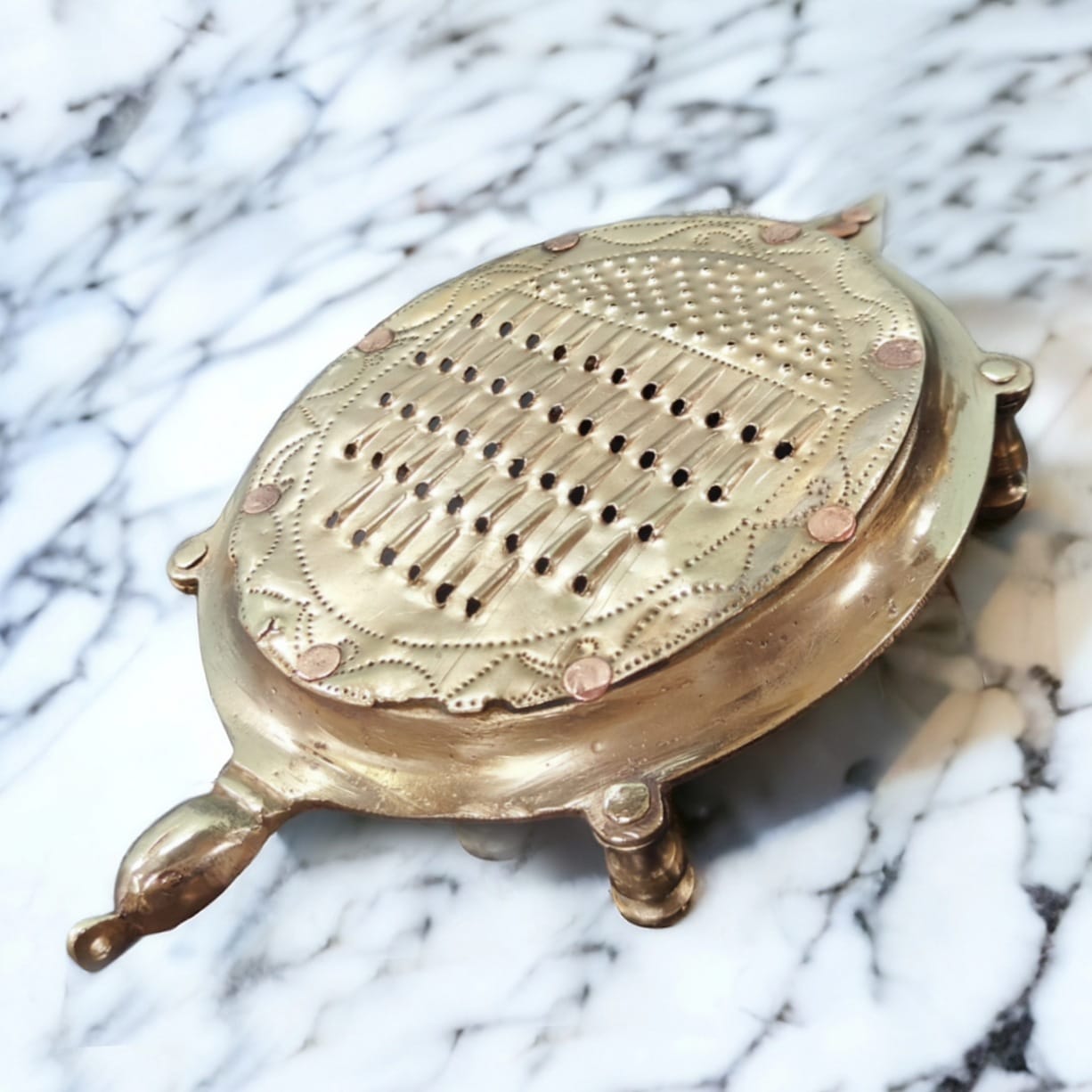 ORIGINAL ANTIQUE: AT/122 - Rare Vintage Pure Brass Tortoise Shaped Grater | KITCHENWARE | UTENSILS | HOME APPLIANCES