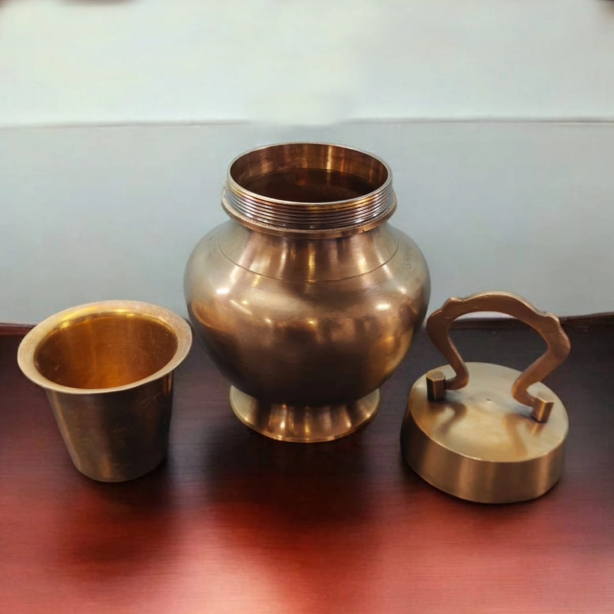 ORIGINAL ANTIQUE: AT/107 - Vintage Rare Pure Brass Great Quality Kamandal with A Glass inside | KITCHENWARE | UTENSILS | HOME APPLIANCES