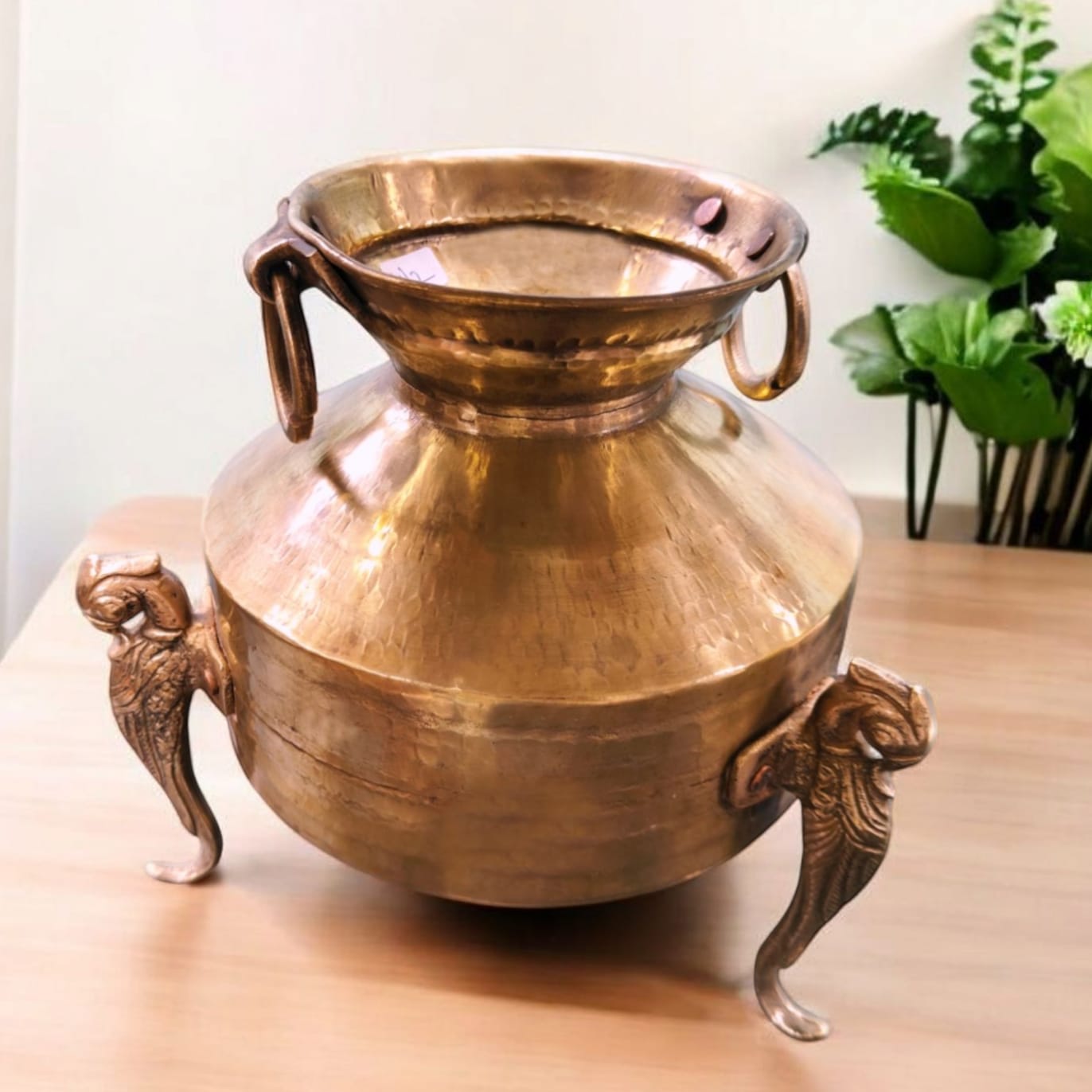 ORIGINAL ANTIQUE: AT/091 - Vintage Rare Pure Brass Very Beautiful Shape Water Pot / Flower Vase on Parrot Legs with Handles | KITCHENWARE | UTENSILS | HOME APPLIANCES