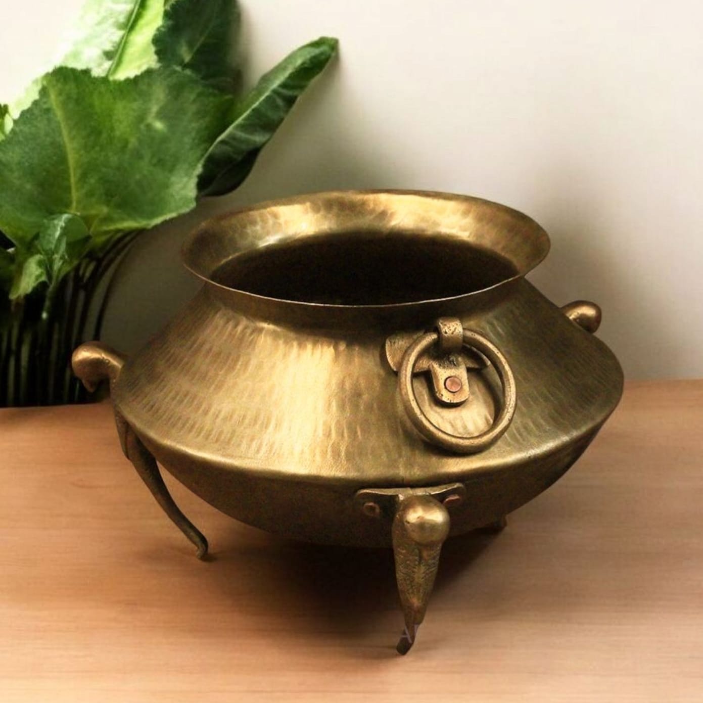 ORIGINAL ANTIQUE: AT/024 - Vintage Rare Pure Brass Very Beautiful Shape Water Pot on Parrot Legs with Handles | KITCHENWARE | UTENSILS | HOME APPLIANCES