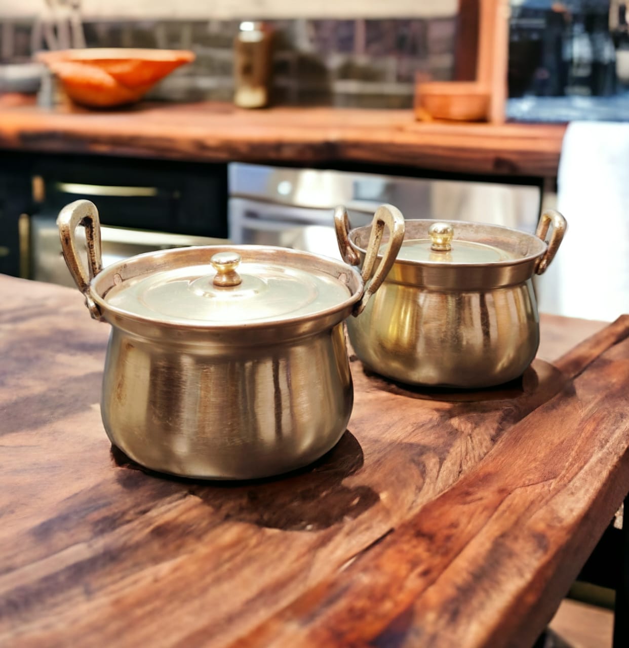 NW/001 - Set Of 2  Antique Brass Very Rare Cooking Vessel with Handles And Lid Mostly Known As "Shakuntala"