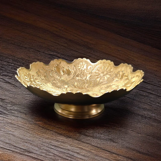 AT/097 - Vintage Rare Very Beautifully Engraved Pure Brass Border Fruit Bowl