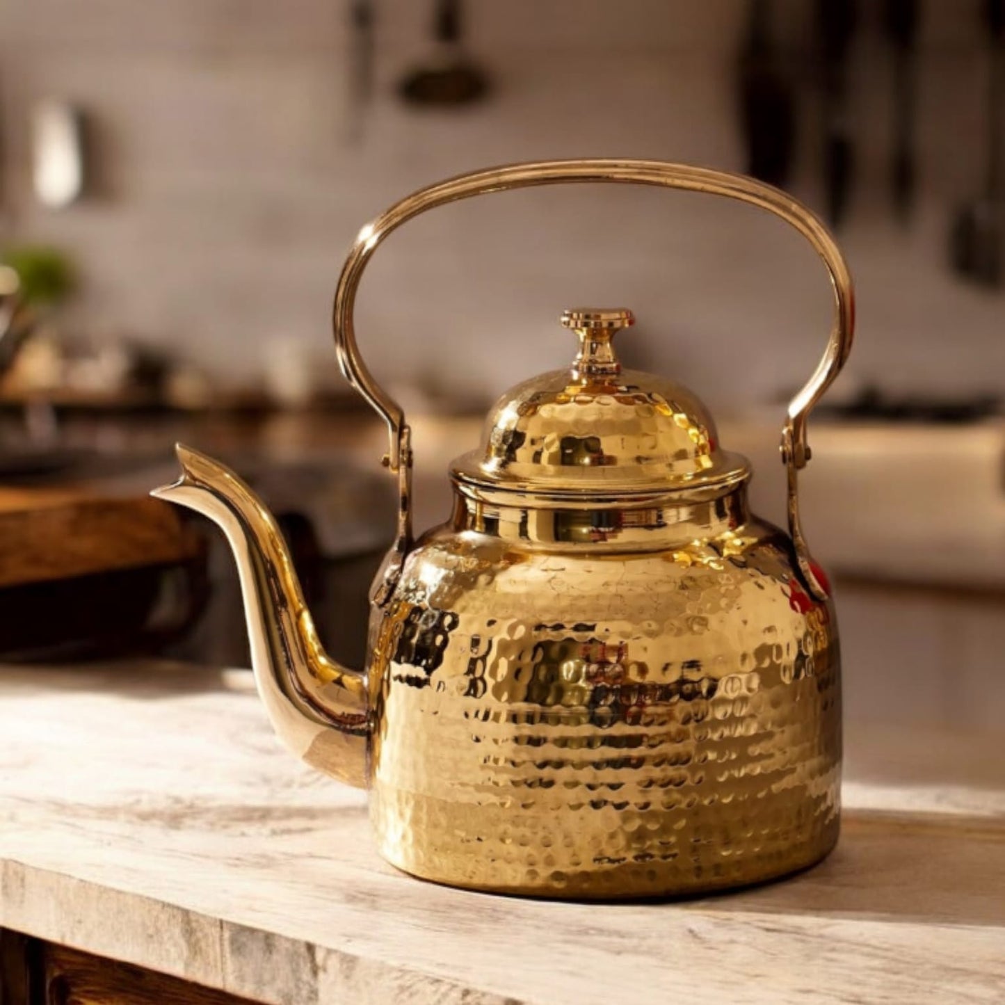 NW/007 - 100% Pure Brass Vintage Style Beautifully Hammered Tea Kettle. (1 Litre)