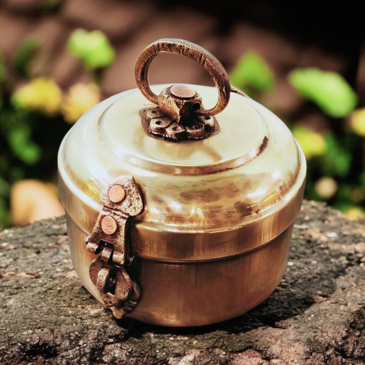 AT/125 - Vintage Rare Pure Brass Original Antique Small Round Shape Box With Handle & Locking System.