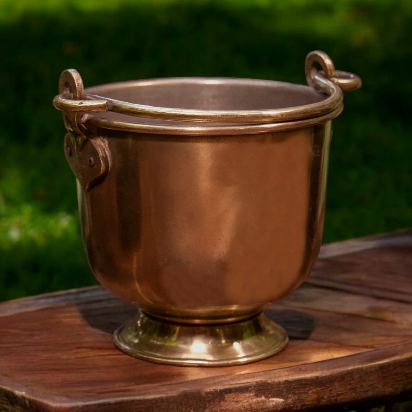 AT/028 - Vintage Pure Brass Balti with Swing Handle | Antique Brass Ice Bucket