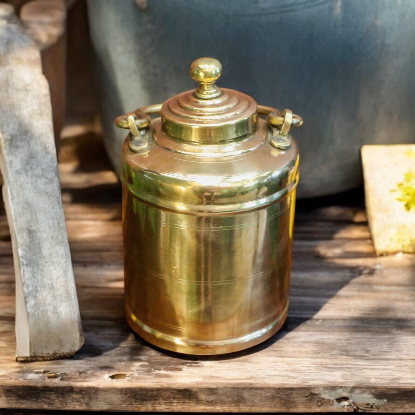 AT/143 - Vintage Pure Brass Very Beautiful Shape Original Antique Oil - Ghee - Milk Can