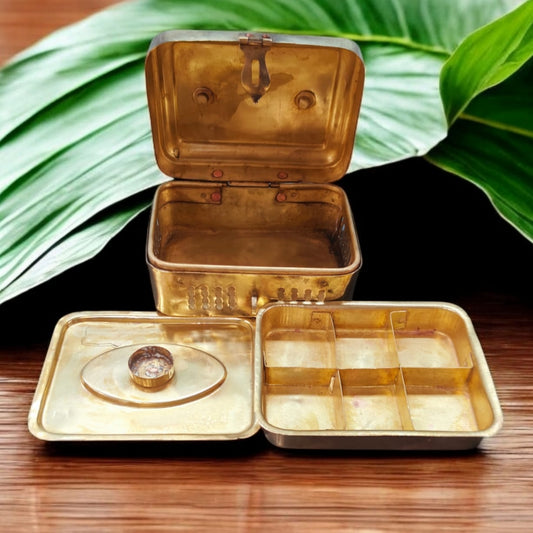 AT/140A - Rare Antique Pure Brass Vintage Paan daan - Beetle Nut Supari Box
