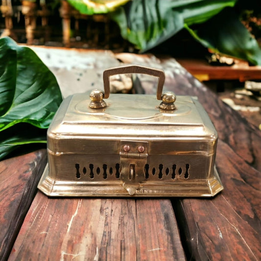 AT/152 - Rare Antique Pure Brass Vintage Paan daan - Beetle Nut Supari Box