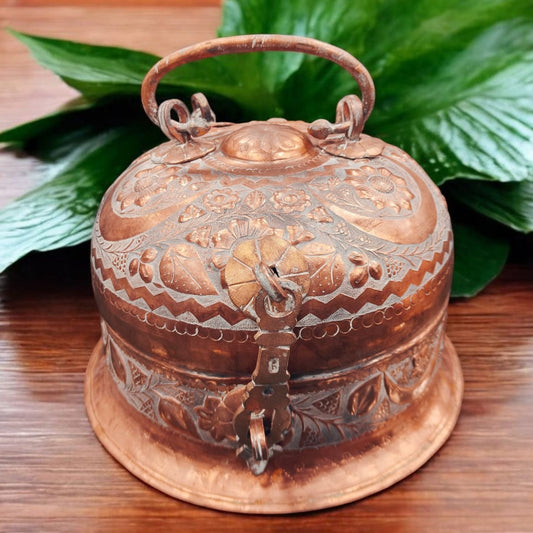 ORIGINAL ANTIQUE: AT/147A - Very Rare 100% Pure Copper + Kalai ( Tin Coating ) Beautifully Engraved Round Shape Vintage Paan daan - Betel Nut Supari Box - Complete Set | KITCHENWARE | UTENSILS | HOME APPLIANCES