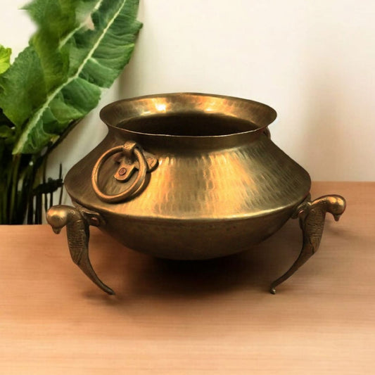 ORIGINAL ANTIQUE: AT/024 - Vintage Rare Pure Brass Very Beautiful Shape Water Pot on Parrot Legs with Handles | KITCHENWARE | UTENSILS | HOME APPLIANCES