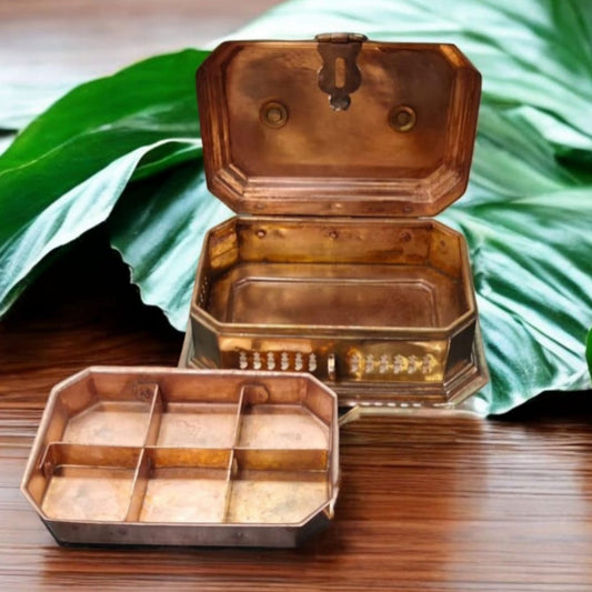 ORIGINAL ANTIQUE: AT/152A - Rare Vintage Pure Brass Paan daan - Betel Nut Supari Box | KITCHENWARE | UTENSILS | HOME APPLIANCES