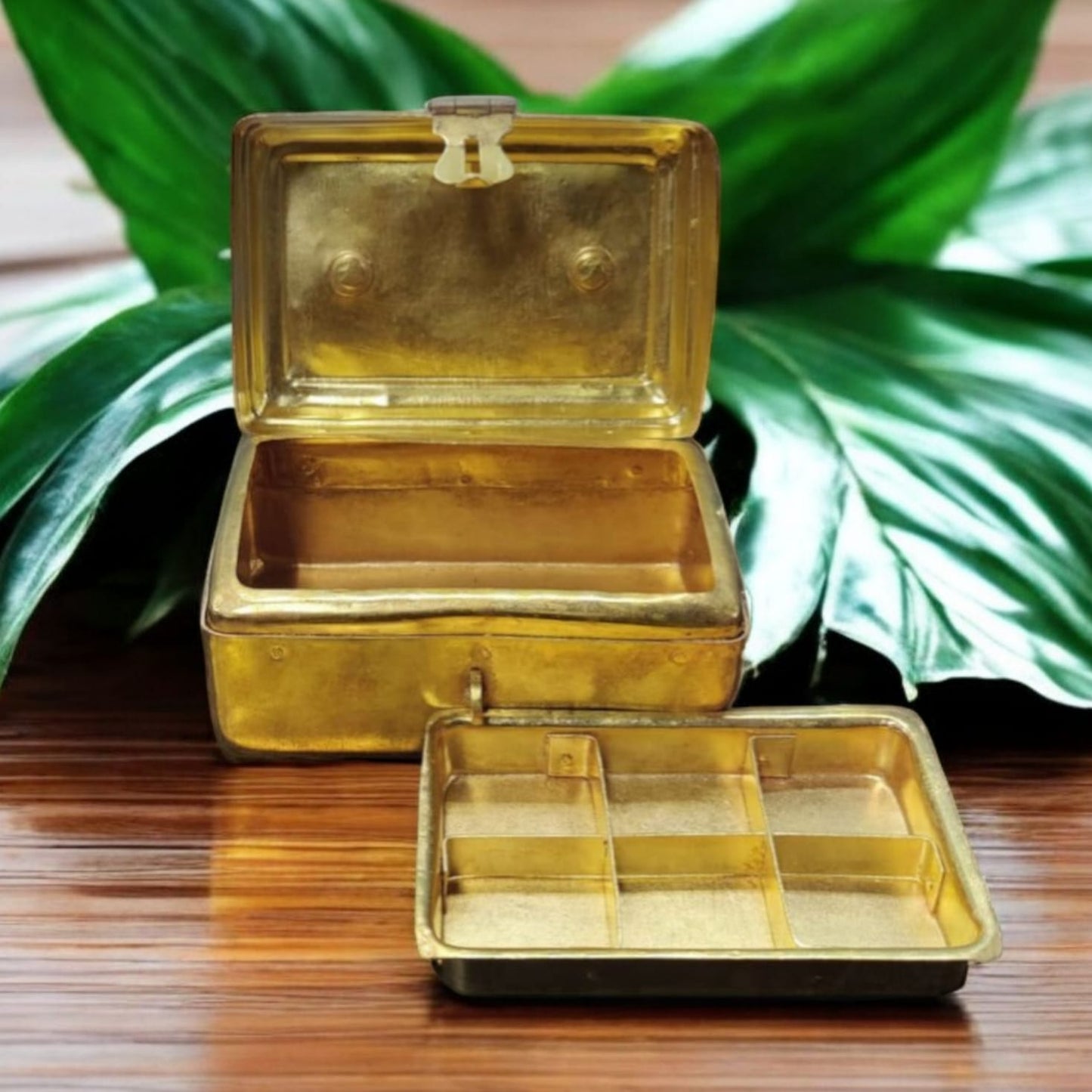 ORIGINAL ANTIQUE: AT/014 - Rare Vintage Brass Paan daan - Betel Nut Supari Box | KITCHENWARE | UTENSILS | HOME APPLIANCES